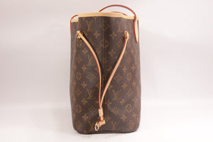 Louis Vuitton Neverfull MM Pivione Monogram