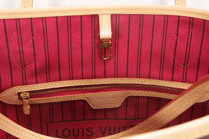 Louis Vuitton Neverfull MM Pivione Monogram