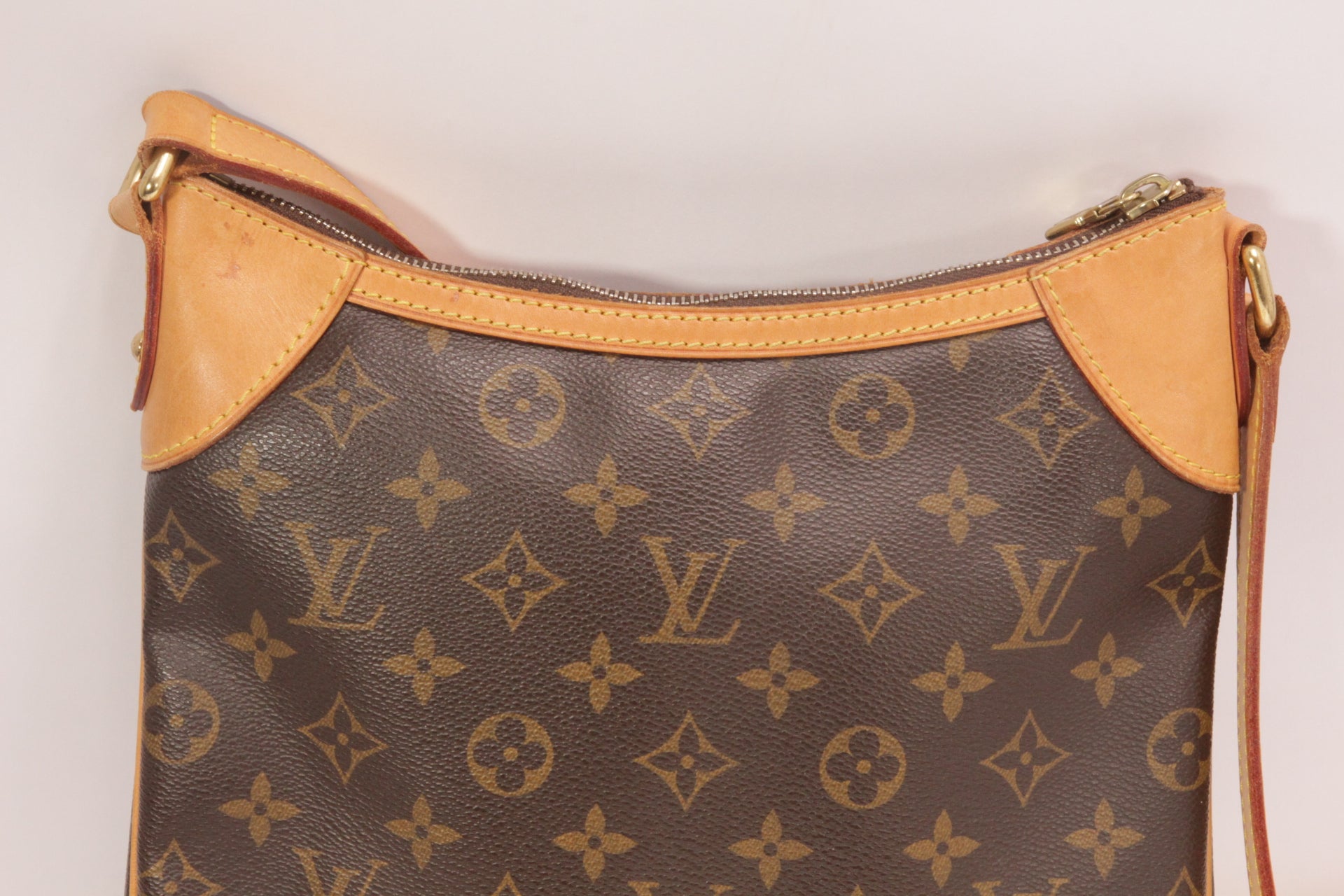 Louis Vuitton Monogram Odeon PM Crossbody Bag 107lv47 – Bagriculture