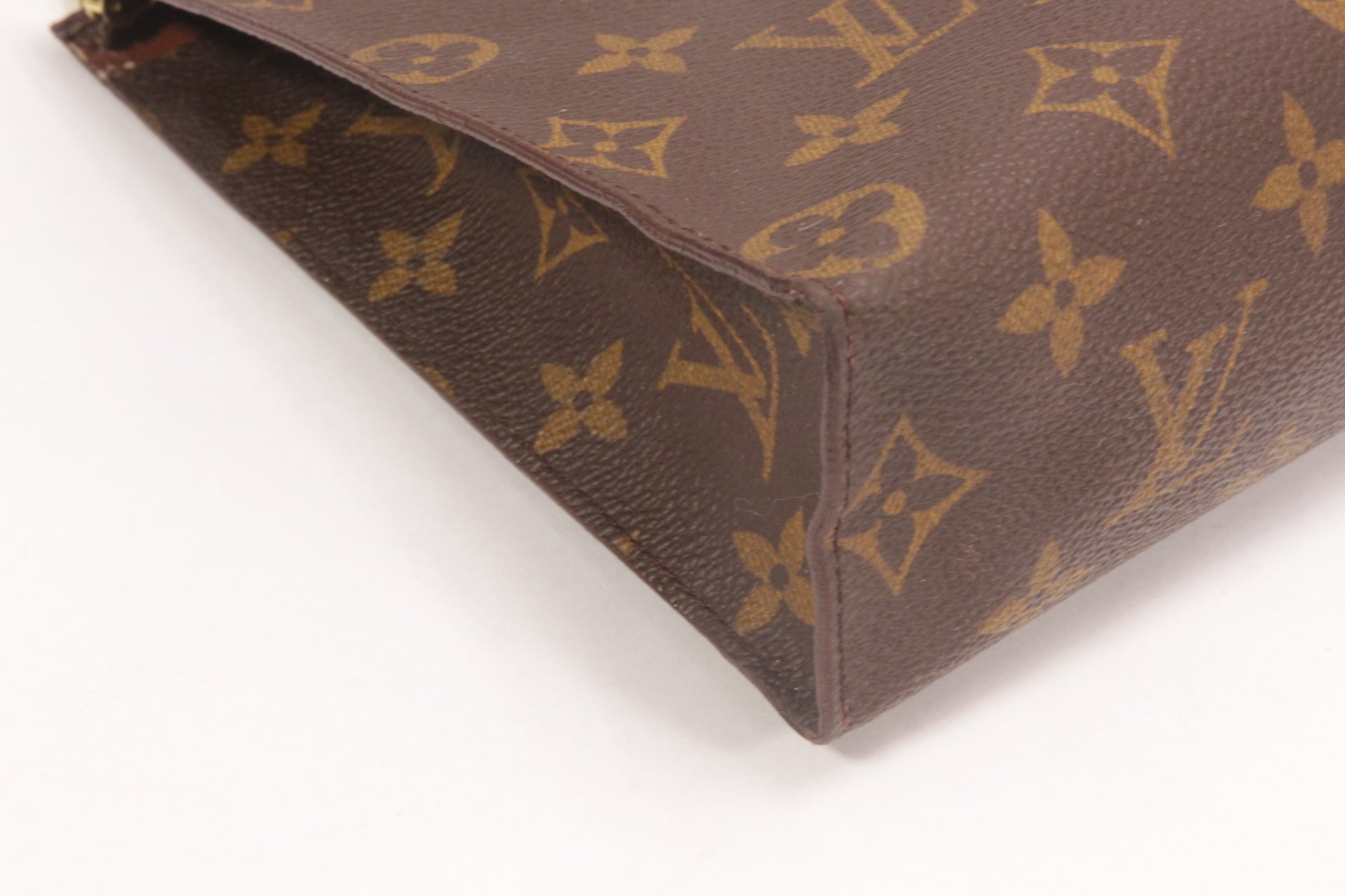 Louis Vuitton Toiletry Pouch 26 Monogram