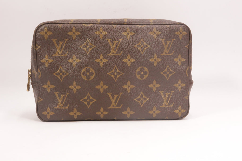 Louis Vuitton Trousse Toilette 23 Monogram