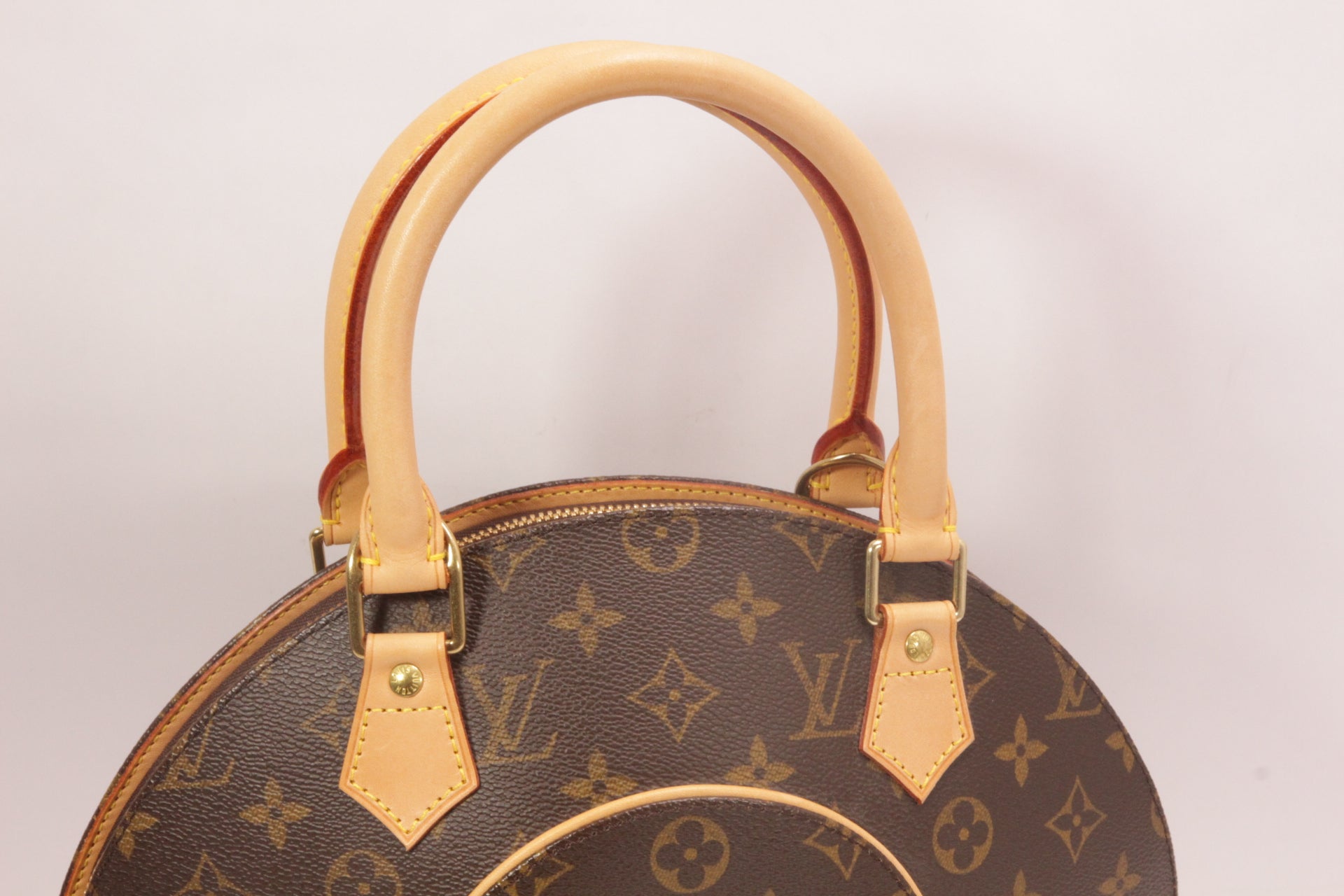 Louis Vuitton Monogram Ellipse PM – STYLISHTOP