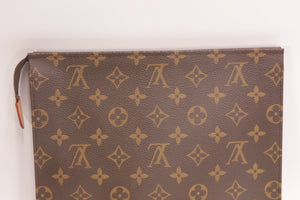 Louis Vuitton Poche Toilette 26 Monogram