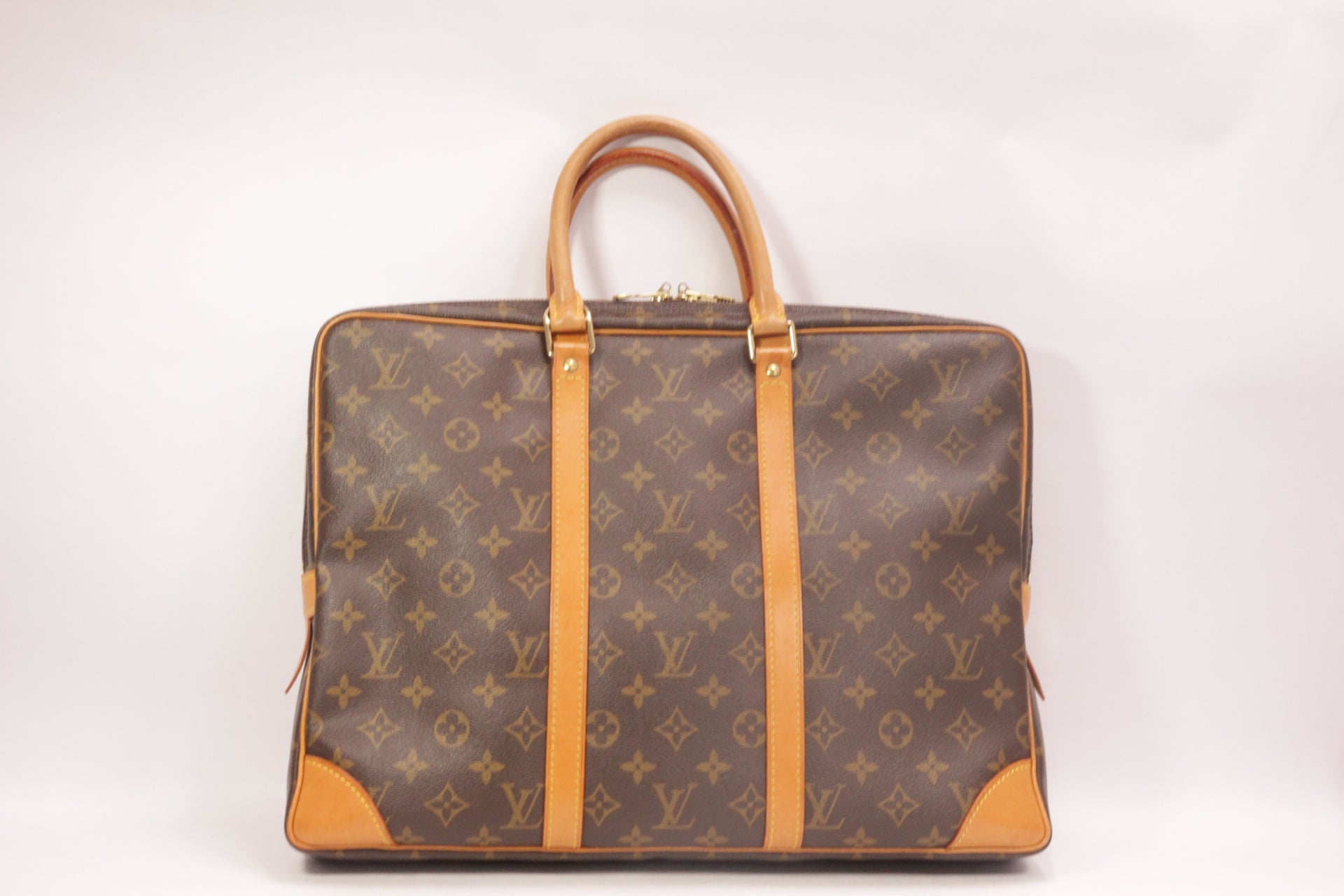 Louis Vuitton Porte Documents Voyage Monogram