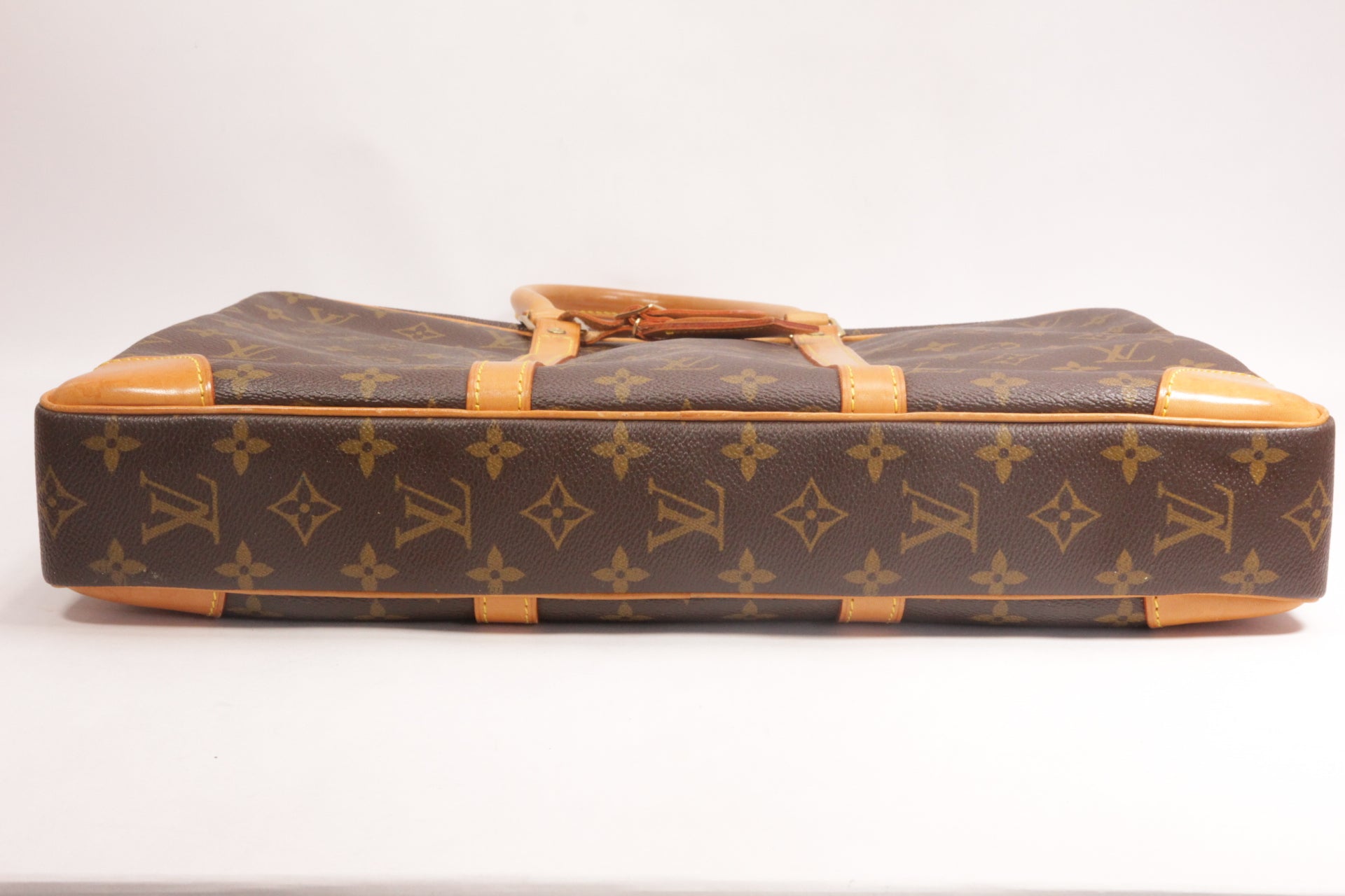 Louis Vuitton Porte Documents Voyage Monogram