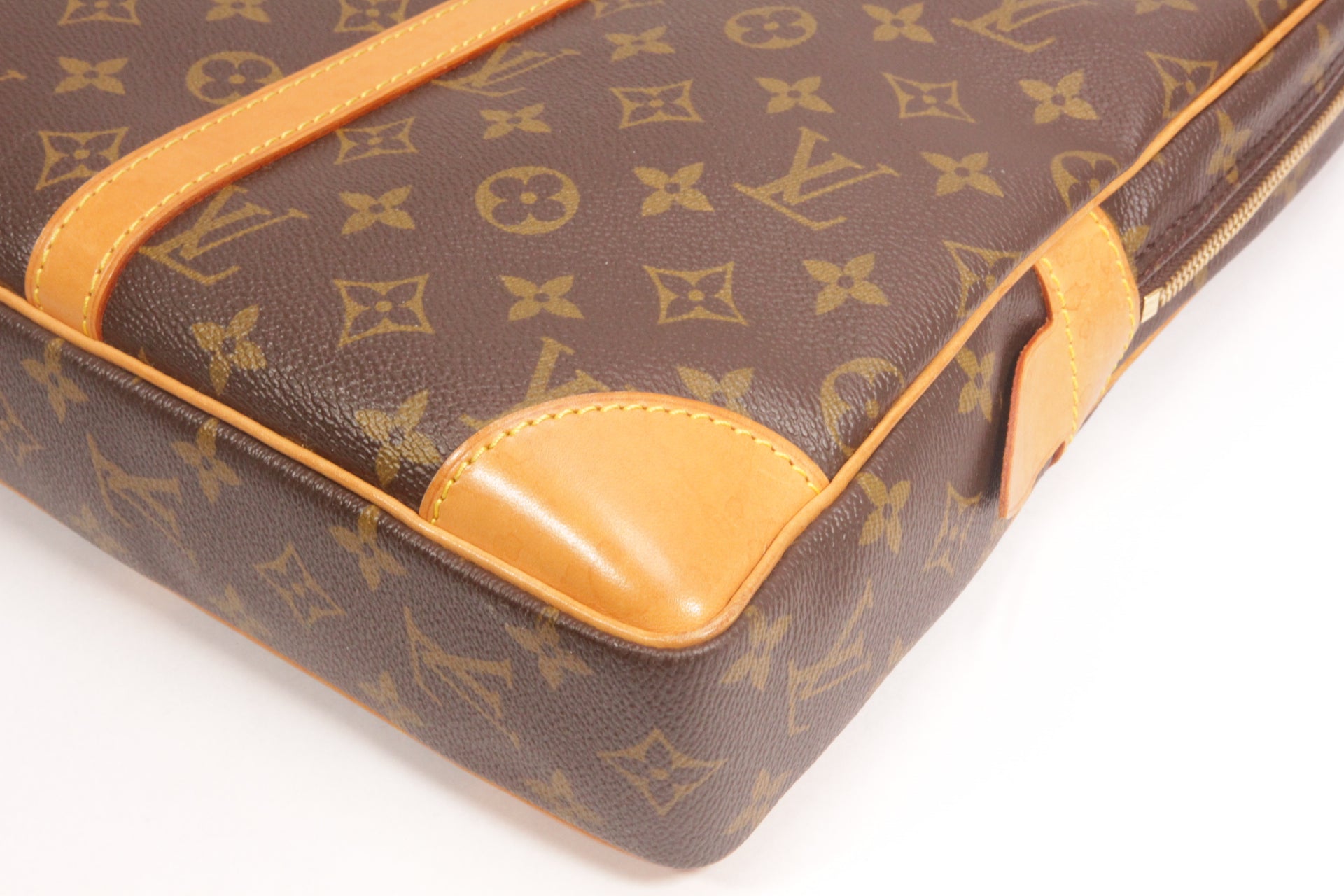 Louis Vuitton Porte Documents Voyage Monogram